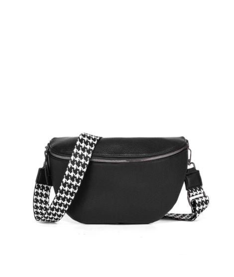 Crossbody Bag: Stylish